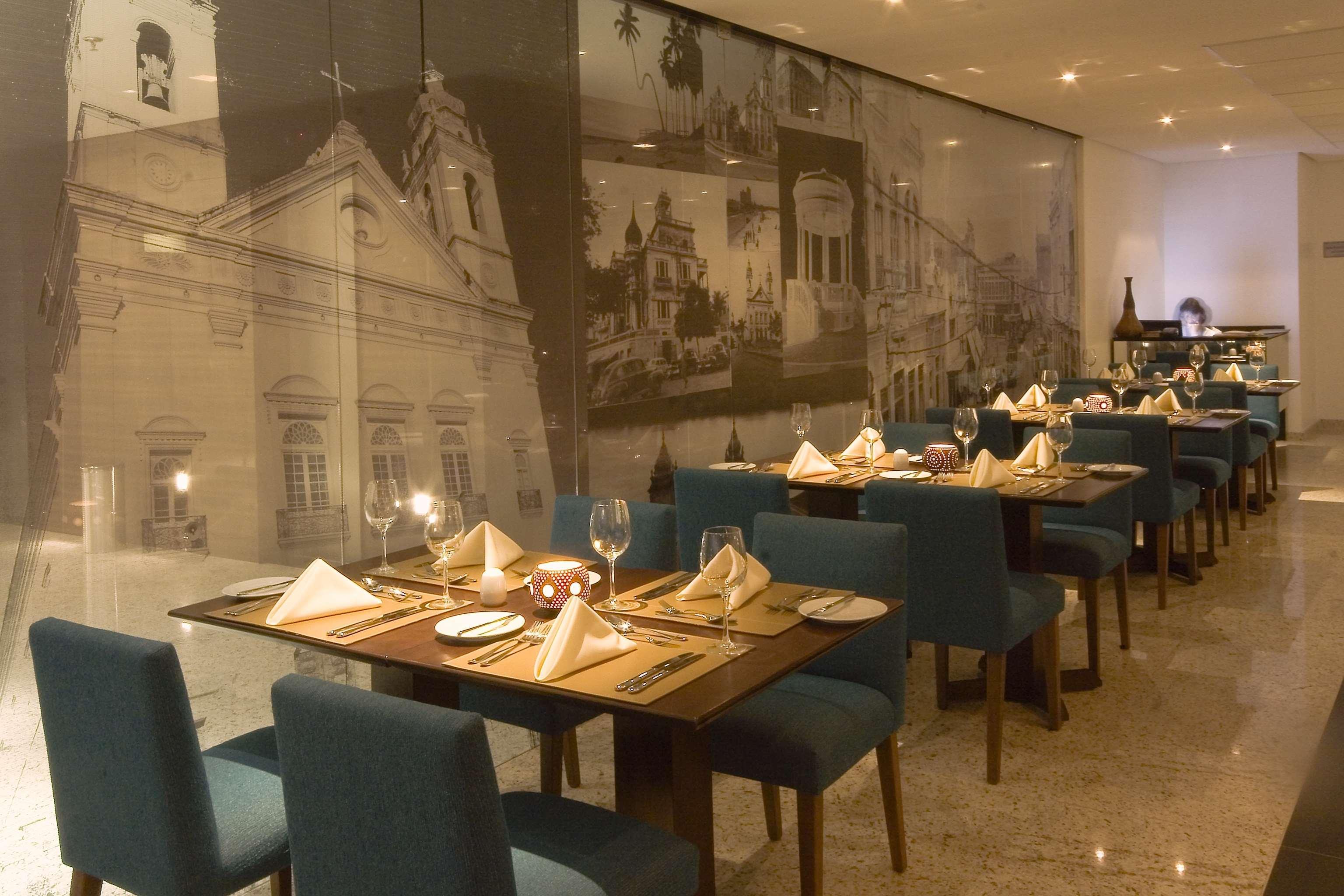 Best Western Premier Maceio エクステリア 写真 The interior of the restaurant