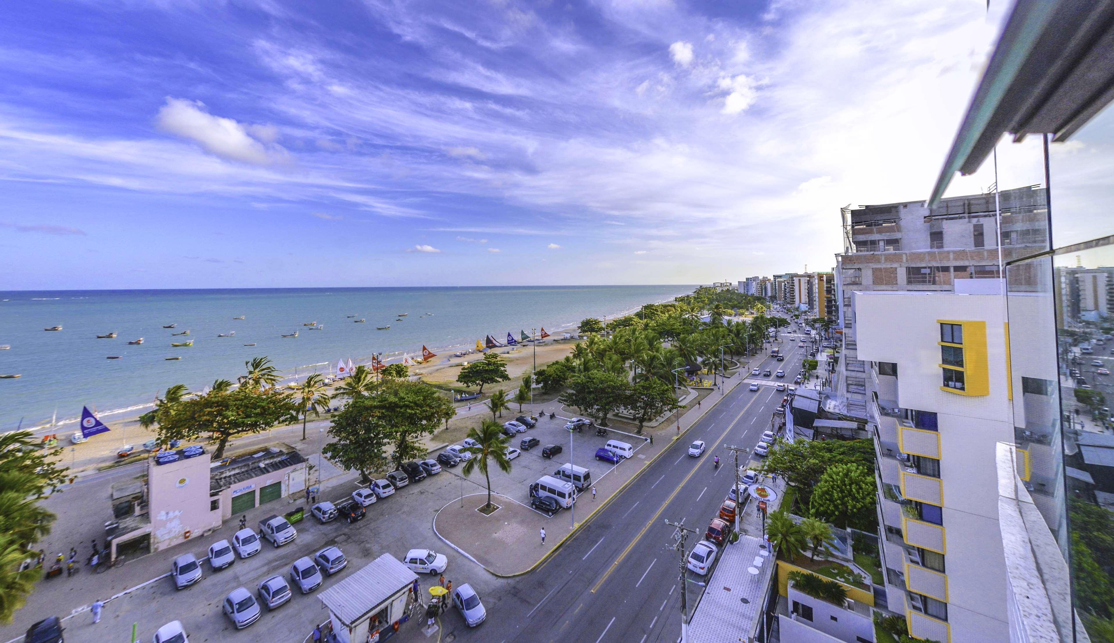 Best Western Premier Maceio エクステリア 写真 View of the beach