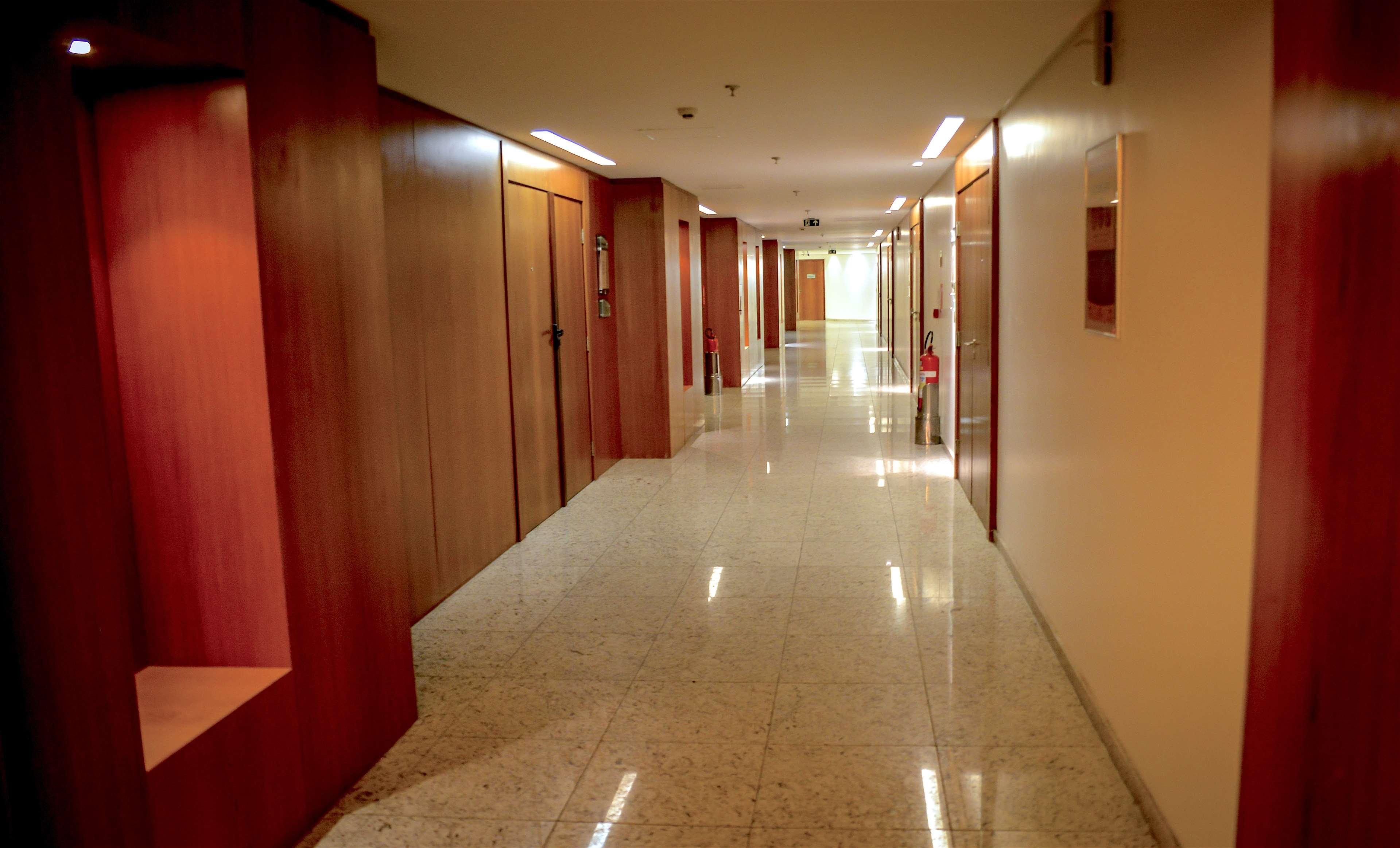 Best Western Premier Maceio エクステリア 写真 A corridor